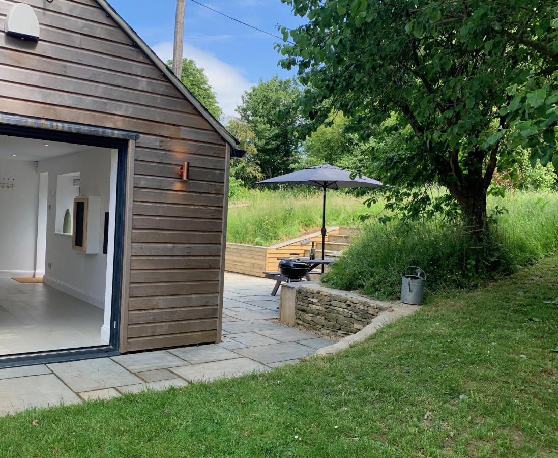 Cosy Cotswolds Retreat Near Bath & Castle Combe Lejlighed Chippenham  Eksteriør billede